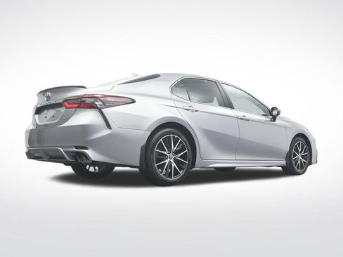 Used 2022 Toyota Camry SE FWD image 42
