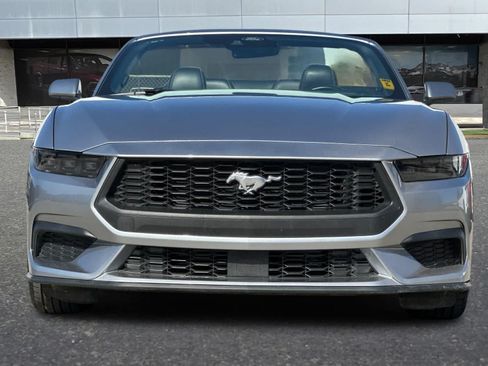 Used 2025 Ford Mustang Premium RWD image 11