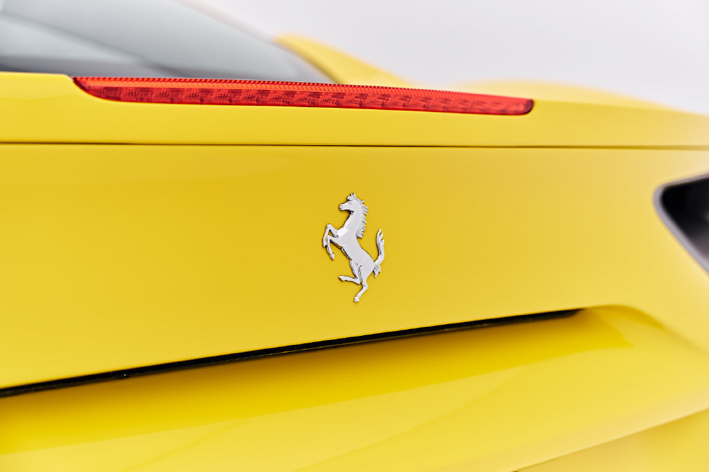 Used 2017 Ferrari 488 GTB RWD image 29