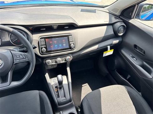 New 2025 Nissan Kicks Play S image 16