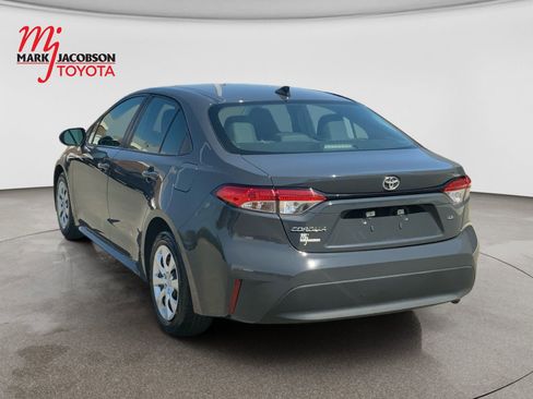 Used 2024 Toyota Corolla LE FWD image 7