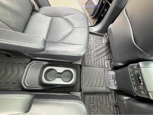 Used 2025 Toyota Highlander Platinum AWD/4WD image 8
