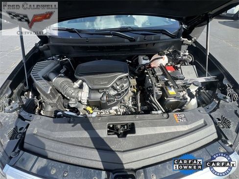 Certified 2025 Cadillac XT6 Premium Luxury image 30