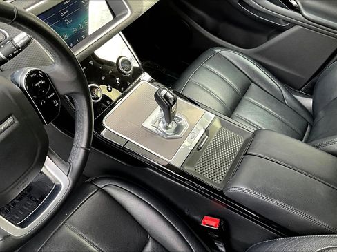 Used 2020 Land Rover Range Rover Evoque S image 17