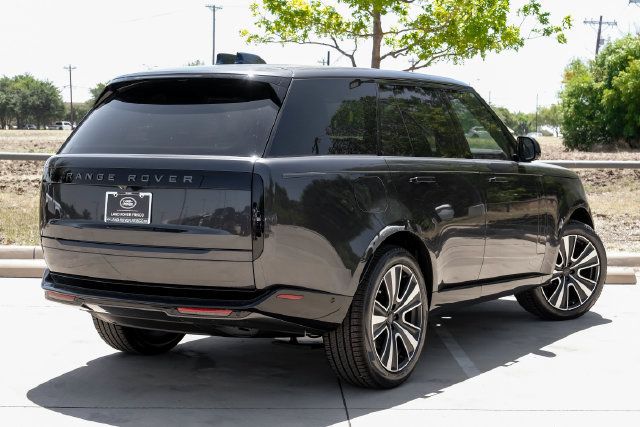 New 2026 Land Rover Range Rover SE AWD/4WD image 11