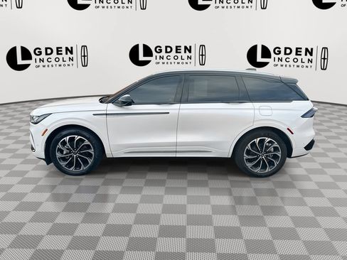 Certified 2024 Lincoln Nautilus Reserve w/ Equipment Group 202A AWD/4WD image 5