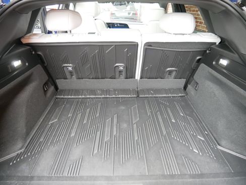 Certified 2024 Cadillac Lyriq Sport w/ LPO, Floor Liner Package AWD/4WD image 11