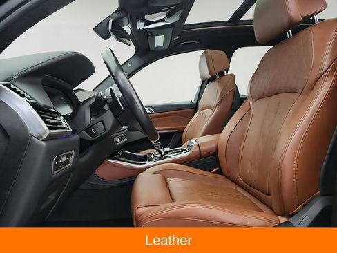 Used 2019 BMW X5 xDrive40i w/ M Sport Package AWD/4WD image 11