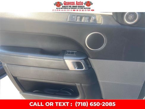 Used 2017 Land Rover Range Rover Sport SE image 24