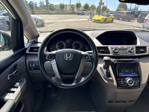 Used 2016 Honda Odyssey EX-L image 25