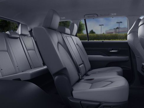 New 2026 Toyota Grand Highlander XLE image 40