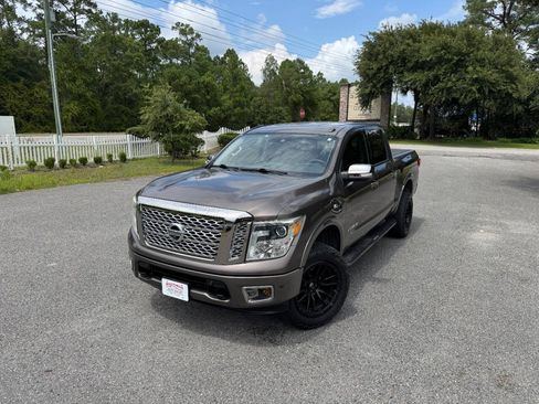 Used 2017 Nissan Titan Platinum Reserve AWD/4WD image 30