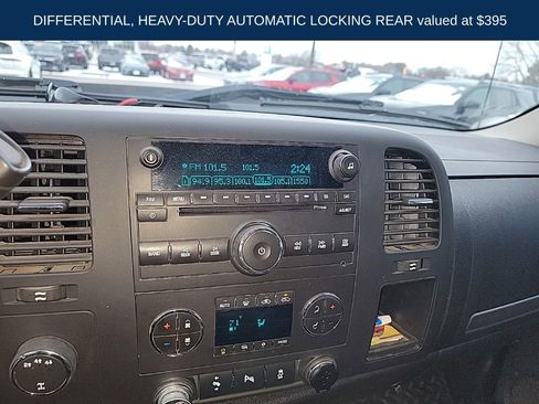 Used 2013 GMC Sierra 2500 SLE w/ SLE Preferred Package image 9