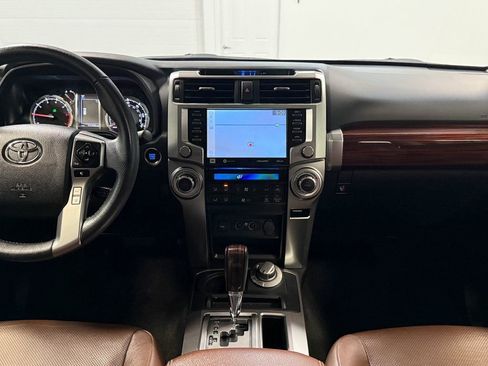 Used 2021 Toyota 4Runner Limited image 18