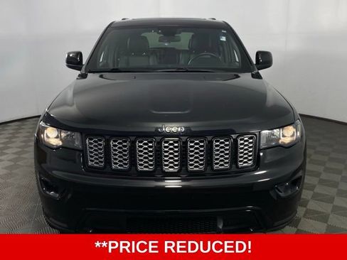 Used 2021 Jeep Grand Cherokee Laredo X AWD/4WD image 2