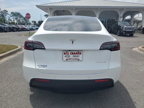 Used 2022 Tesla Model Y Long Range AWD/4WD image 4