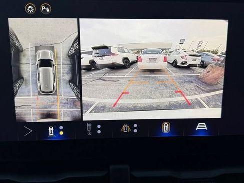 Certified 2025 Chevrolet Equinox RS w/ Safety and Technology Package FWD image 9