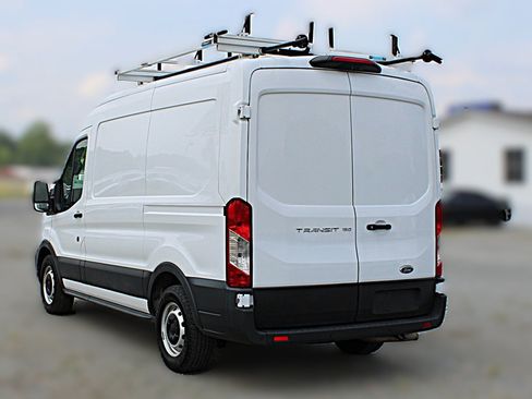 Used 2023 Ford Transit 150 Medium Roof RWD image 4