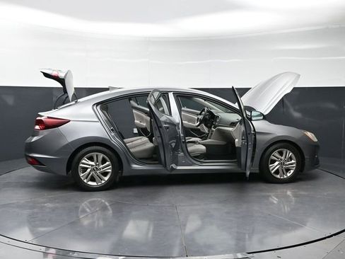 Used 2019 Hyundai Elantra SEL image 44
