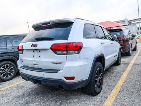 Used 2018 Jeep Grand Cherokee Trailhawk w/ Trailhawk Luxury Group AWD/4WD image 6