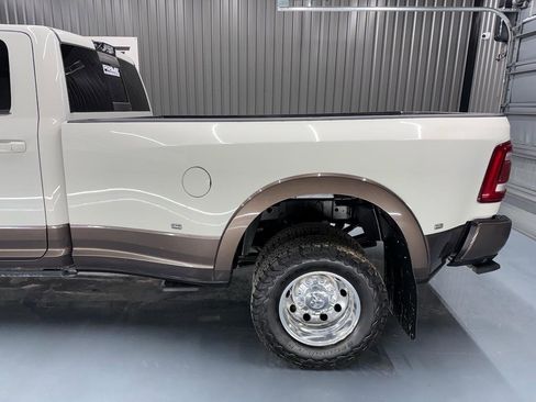 Used 2023 RAM 3500 Limited image 5