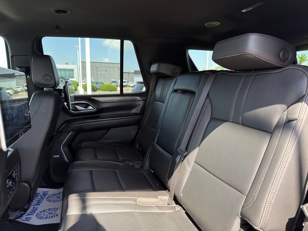 Used 2021 Chevrolet Tahoe RST w/ Luxury Package AWD/4WD image 25