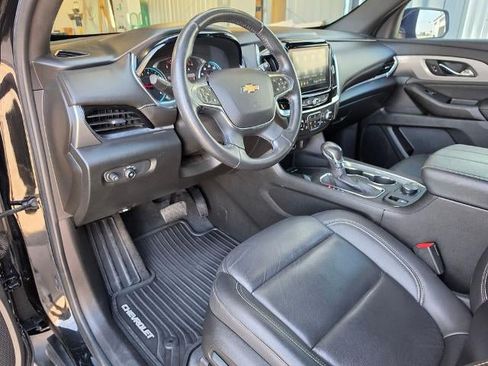 Used 2022 Chevrolet Traverse LT AWD/4WD image 13