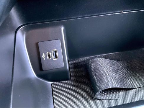 Used 2025 Ford F150 STX w/ Equipment Group 200A RWD image 33