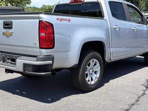 Used 2018 Chevrolet Colorado LT w/ LT Convenience Package AWD/4WD image 4
