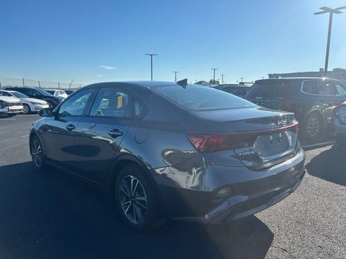 Certified 2023 Kia Forte LXS w/ LXS Technology Package FWD image 5
