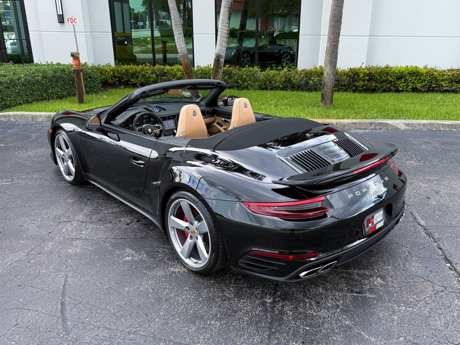 Used 2019 Porsche 911 4 Cabriolet AWD/4WD image 14