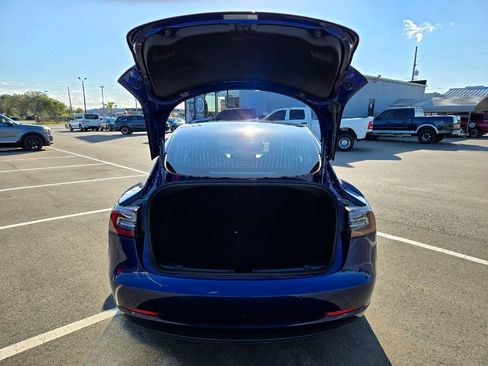 Used 2020 Tesla Model 3 Long Range image 17
