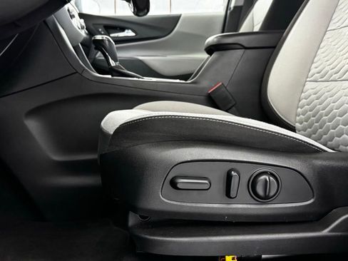 Used 2019 Chevrolet Equinox LT FWD image 10