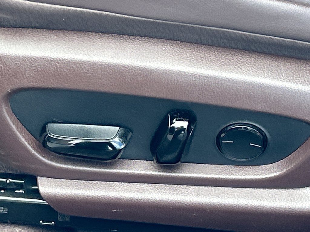 Used 2019 Lexus ES 350 w/ Premium Package FWD image 12