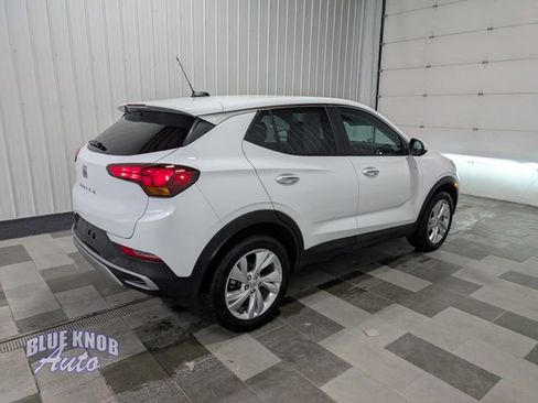 Used 2025 Buick Encore GX Preferred AWD/4WD image 4