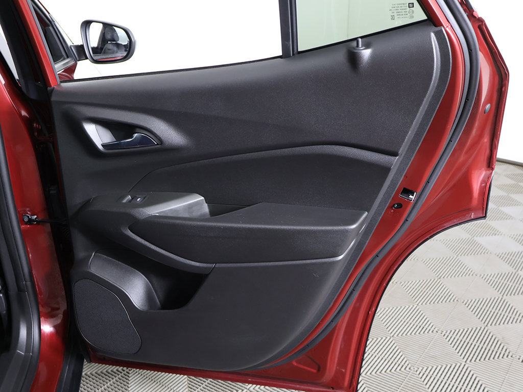 Used 2024 Chevrolet Trax RS w/ Driver Confidence Package FWD image 26