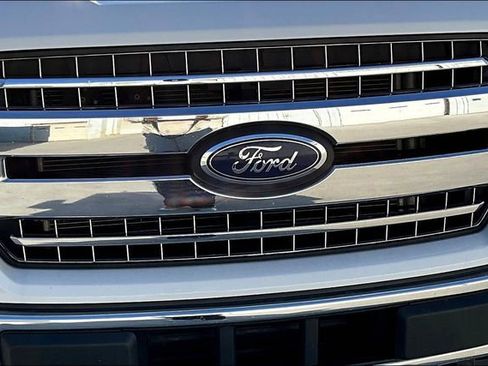 Used 2020 Ford F150 XLT w/ Equipment Group 302A Luxury image 33