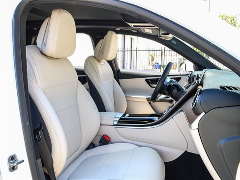 Certified 2026 Mercedes-Benz GLC 300 4MATIC image 17