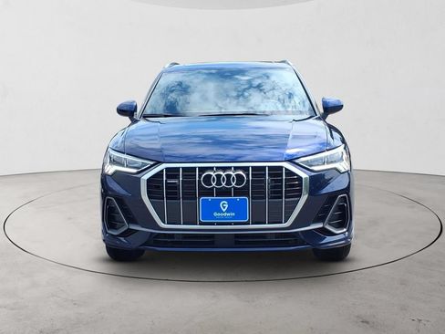 Used 2023 Audi Q3 2.0T Premium Plus AWD/4WD image 2