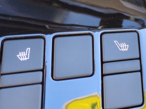 Used 2023 Kia Sportage EX image 23