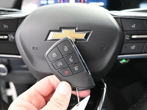 Used 2025 Chevrolet Suburban High Country AWD/4WD image 42