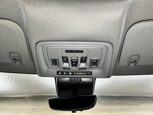 Used 2024 GMC Sierra 1500 Denali w/ Denali Reserve Package AWD/4WD image 21