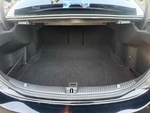 Used 2016 Mercedes-Benz C 300 Sedan image 6