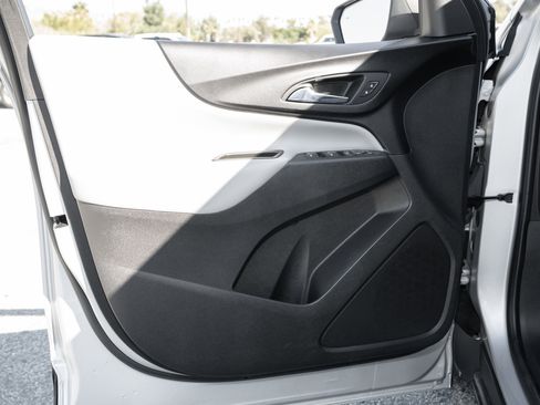 Used 2022 Chevrolet Equinox LS w/ LPO, Floor Liner Package image 20