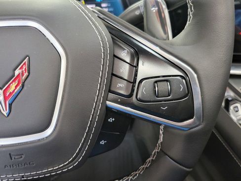 Used 2024 Chevrolet Corvette Stingray Premium Conv w/ Z51 Performance Package image 27