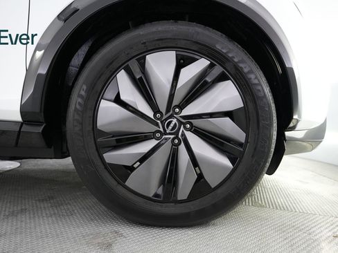 Used 2024 Nissan Ariya AWD image 19