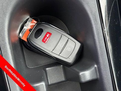 Used 2023 Toyota Corolla Cross XLE w/ Convenience Package image 30