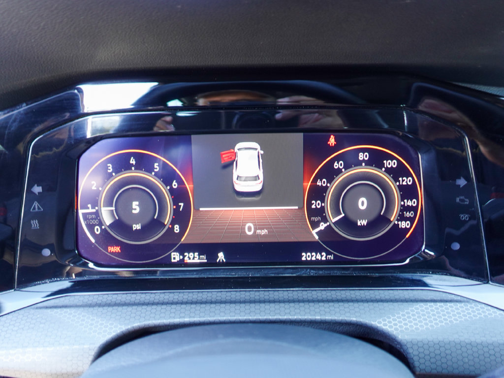 Used 2024 Volkswagen GTI S FWD image 15