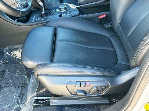 Used 2022 BMW X2 sDrive28i w/ Convenience Package image 19