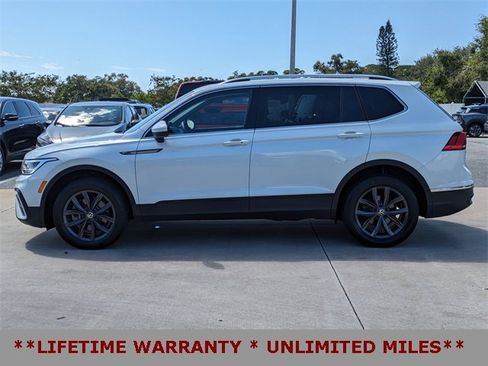 Used 2023 Volkswagen Tiguan SE image 9